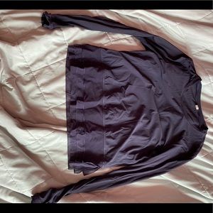 Lulu lemon cropped shirt